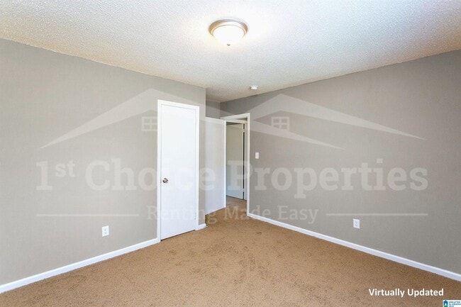 Building Photo - 4021 Debby Dr