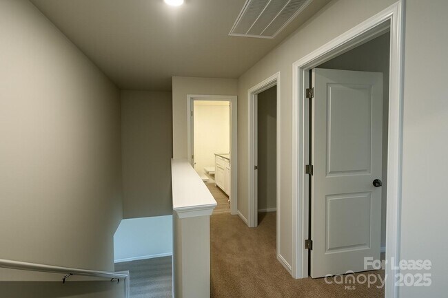 Building Photo - 3019 Trailblazer St