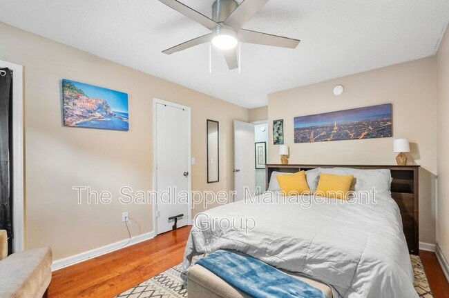 Building Photo - 507 Stinson Dr