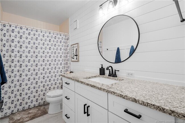Building Photo - 3273 SW Sunset Trace Cir