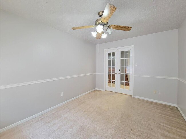 Building Photo - 8502 Canyon Pine Dr