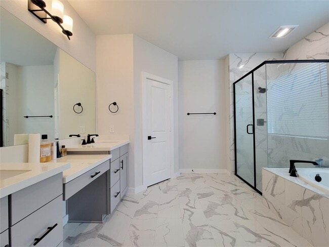 Building Photo - 31526 Beacon Cove Trl