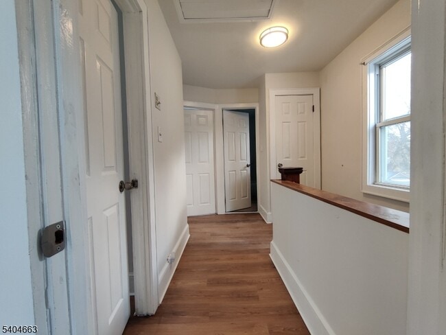 Building Photo - 86 Brookdale Ave