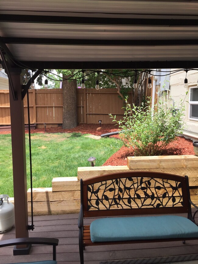 Building Photo - 309 Cantril St