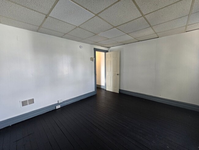 Building Photo - 426 Limestone St