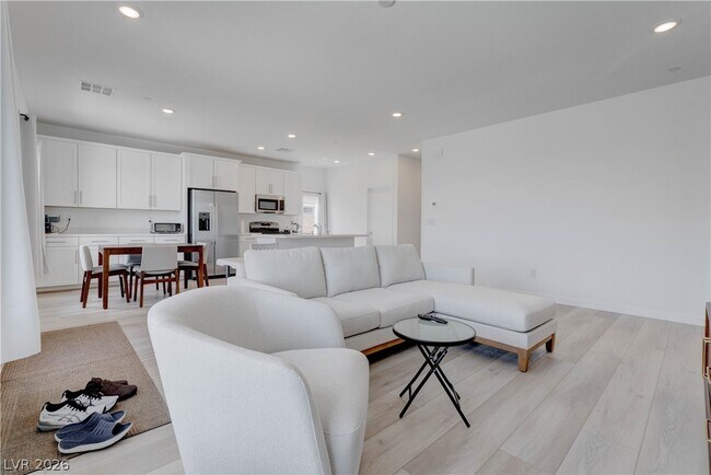 Building Photo - 904 Kings Clf Ln