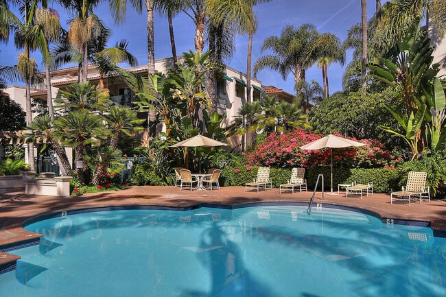 Building Photo - Stylish Dream Condo located across the street from East Beach! Santa Barbara:)