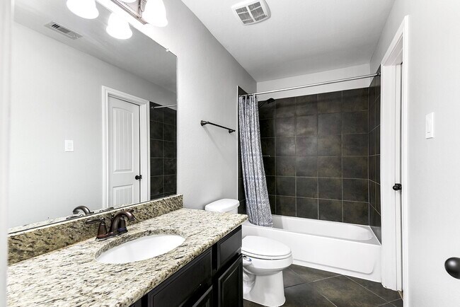 Building Photo - 29022 Pinnacle Ridge Dr