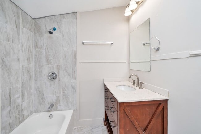 Building Photo - STUNNINGLY REMODELED • SUPER SPACIOUS • WON’T LAST LONG!