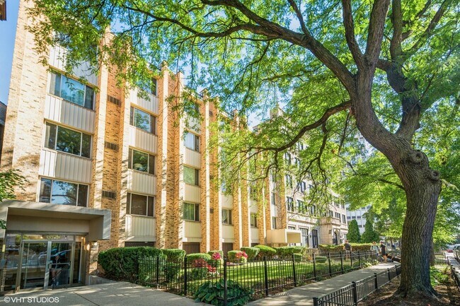 Primary Photo - 510 W Fullerton Pkwy