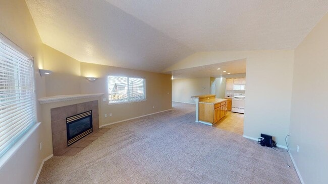 Building Photo - Updated Two Level Home in Sandy with Backyard. Pet Friendly