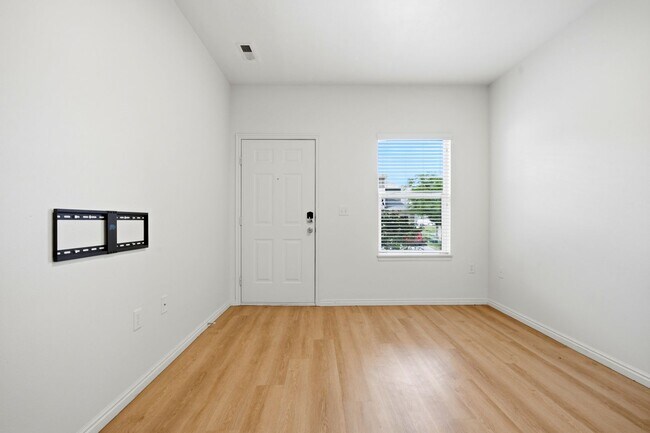 Building Photo - 14493 S Stone Stream St