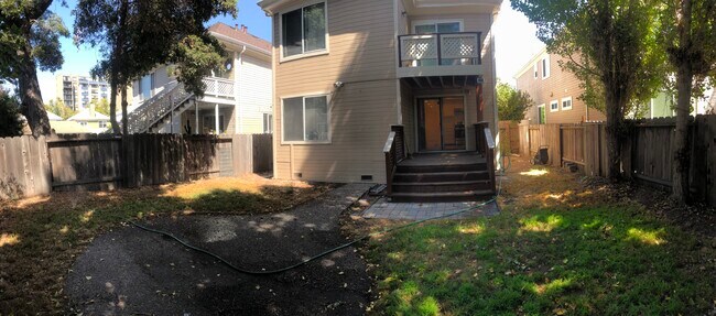 Building Photo - 815 15th St