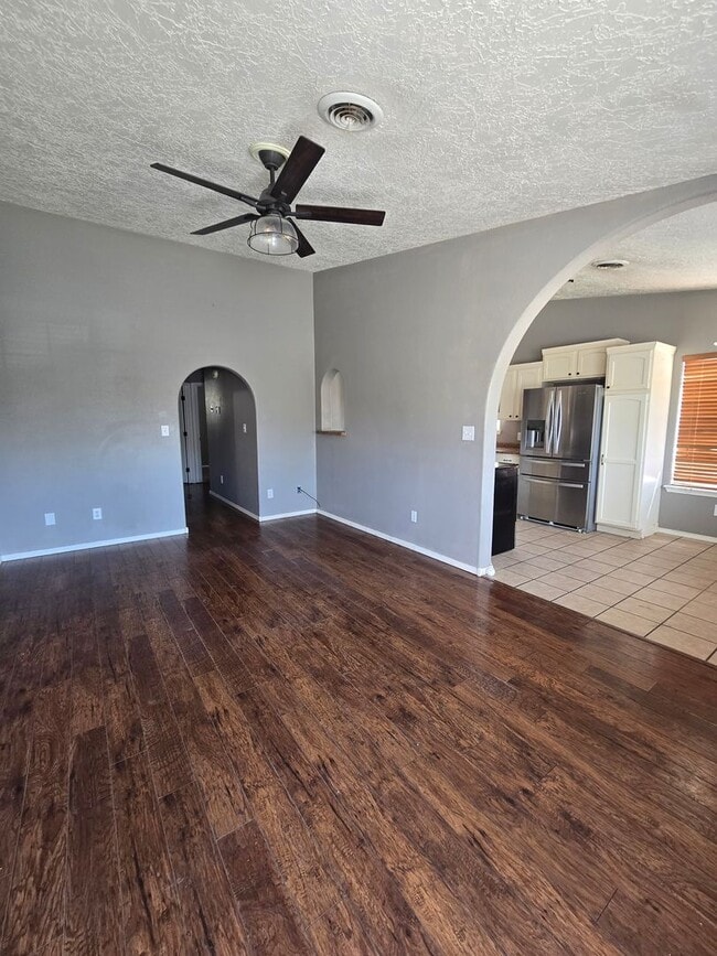 Building Photo - 3 Bedroom Home Coming Soon