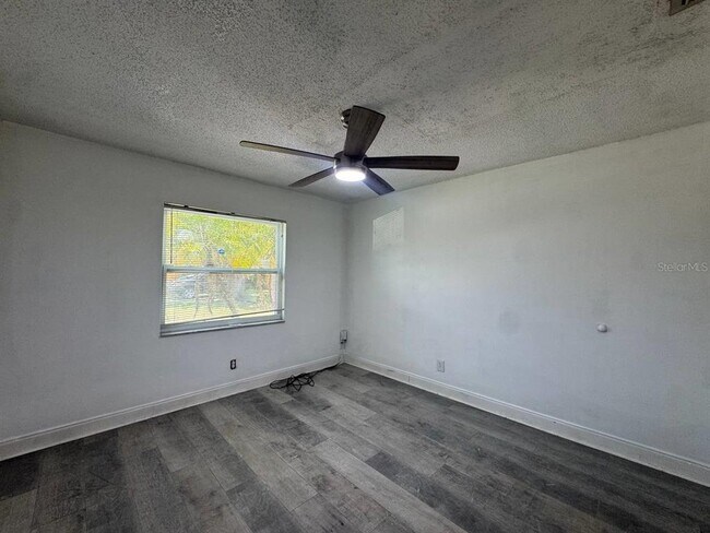 Building Photo - 5102 Lawnton Ct