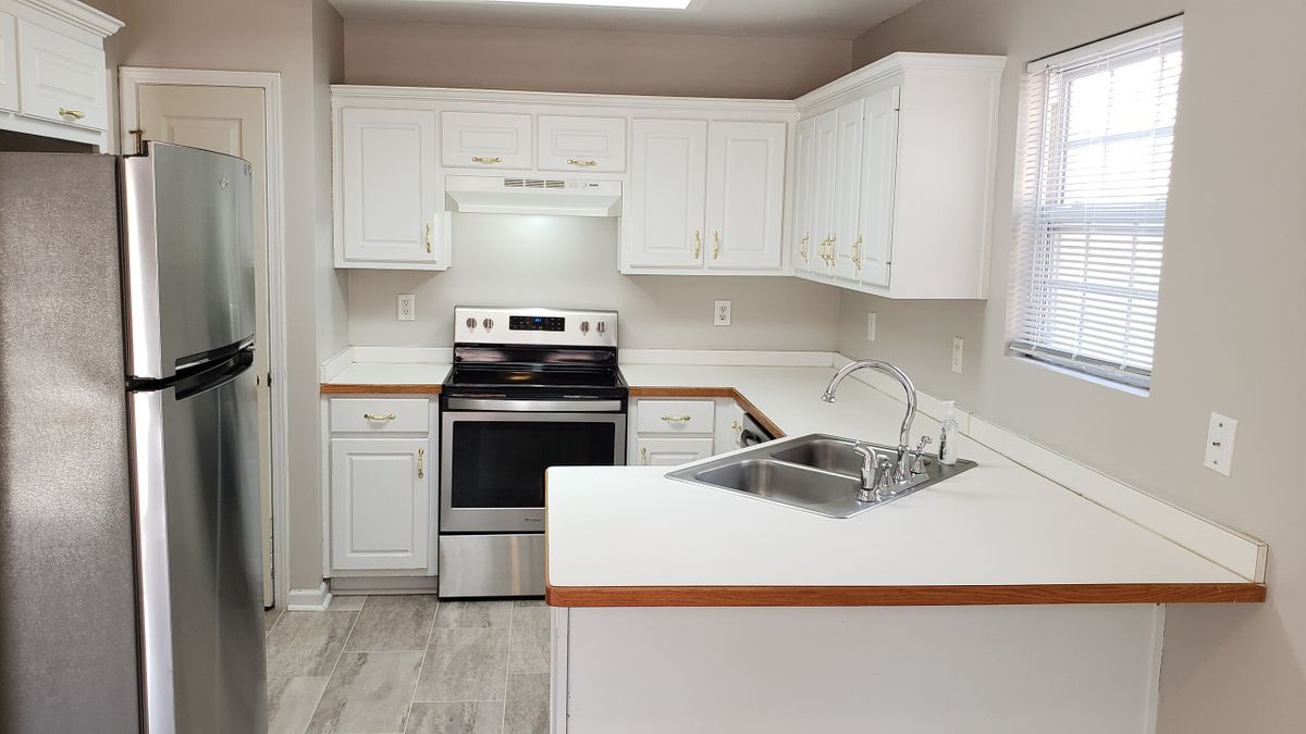 Building Photo - 630 Red Fox Ln