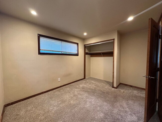 Building Photo - House with TWO Units in One!