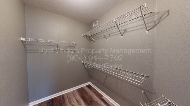 Building Photo - 10075 Gate Pkwy N