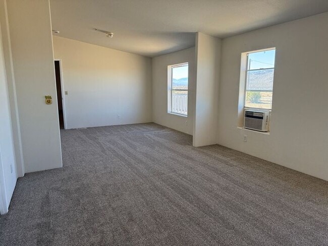 Building Photo - New Year Special! 50% Off First Month's Rent!