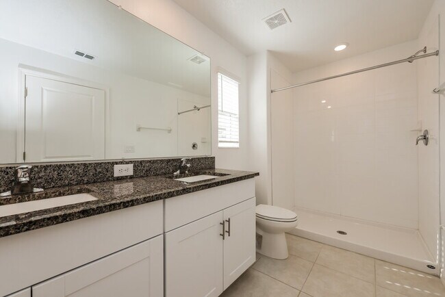 Building Photo - 2162 Azure Vw Wy