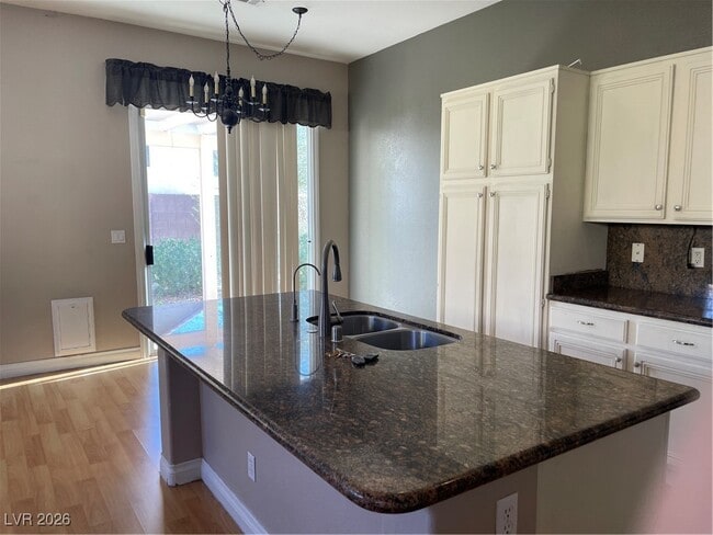 Building Photo - 1028 Plentywood Pl