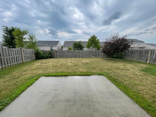 Building Photo - 3 Bedroom Home In Lindberg Village