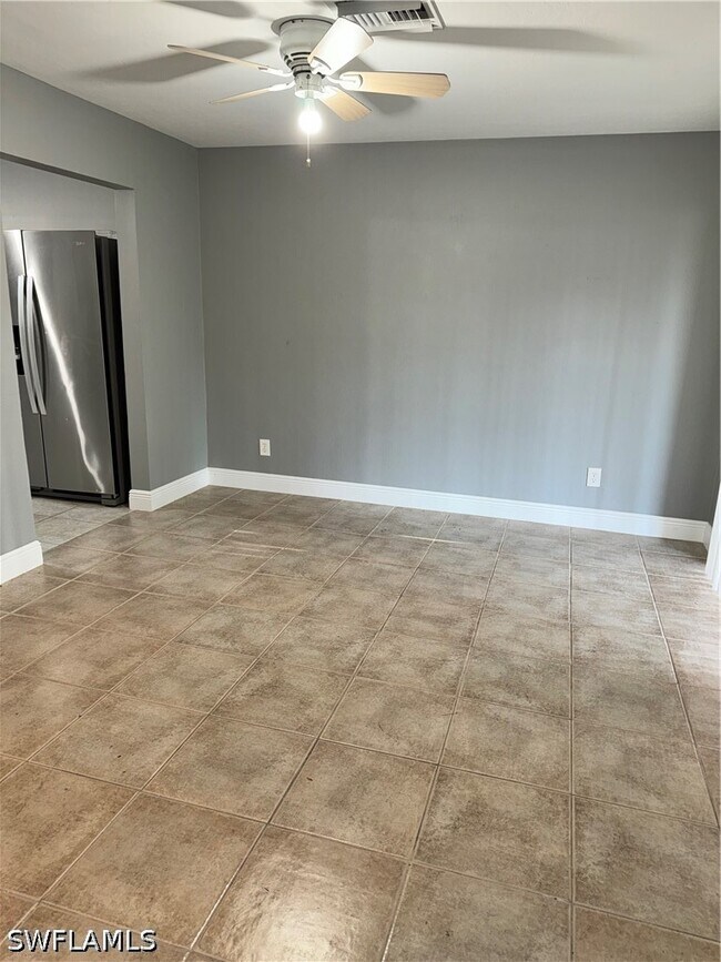 Building Photo - 334 Cape Coral Pkwy W