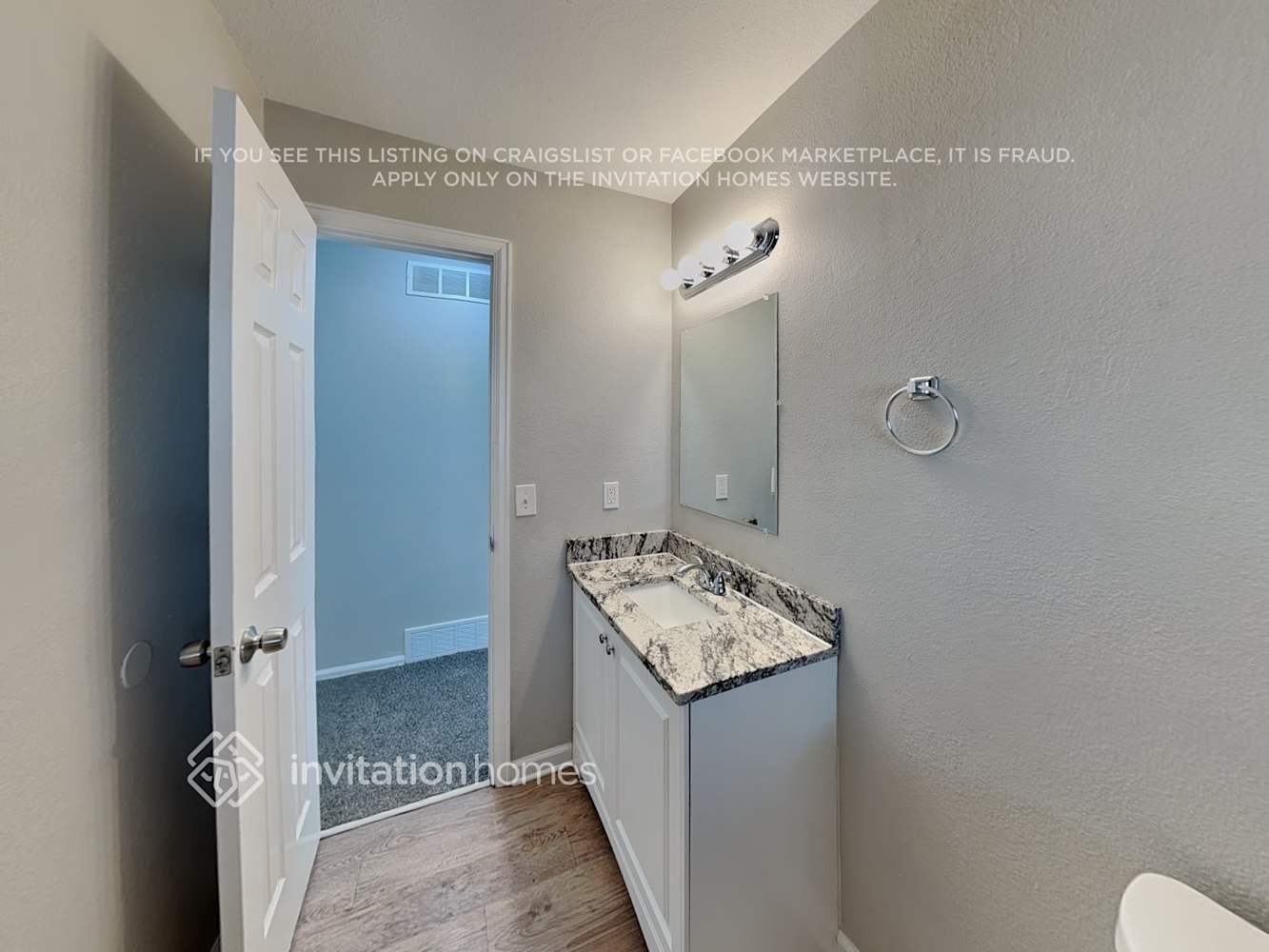 Building Photo - 9764 Columbine Ct