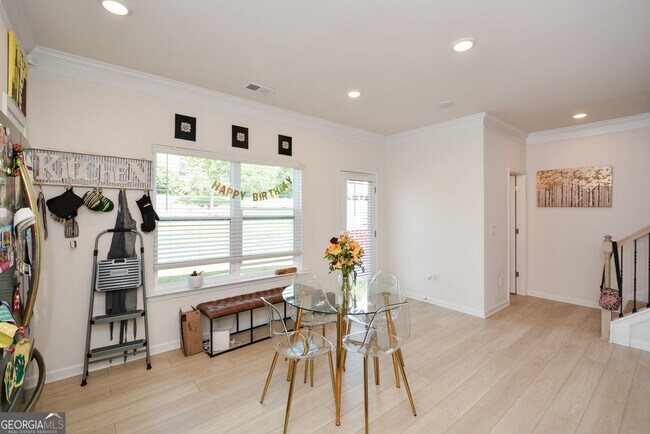 Building Photo - 2610 Ravencliff Dr