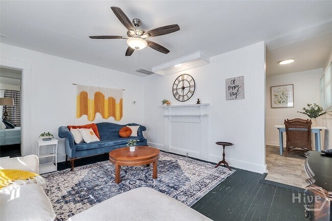 Building Photo - 1317 E 38th St