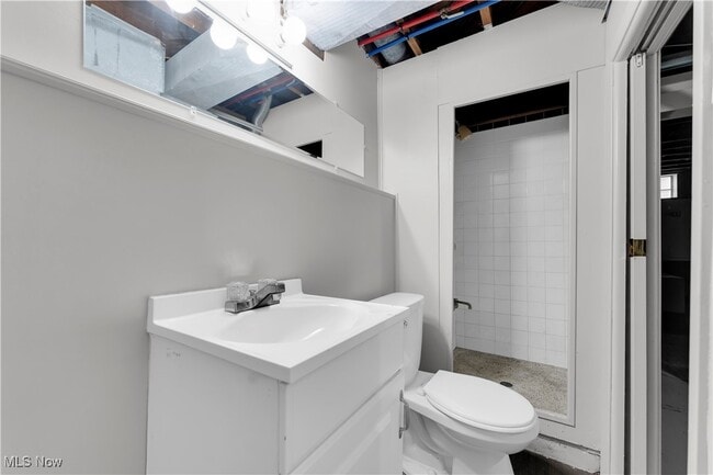 Building Photo - 21670 Wilmore Ave