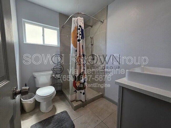 Building Photo - 412 E William St