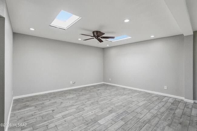 Building Photo - 6491 N Lena Way