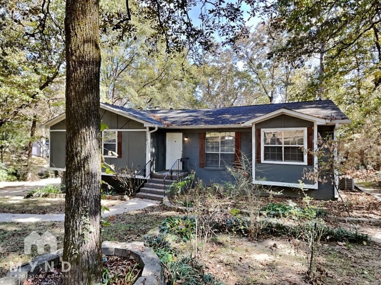 Building Photo - 1118 Arrowhead Trail