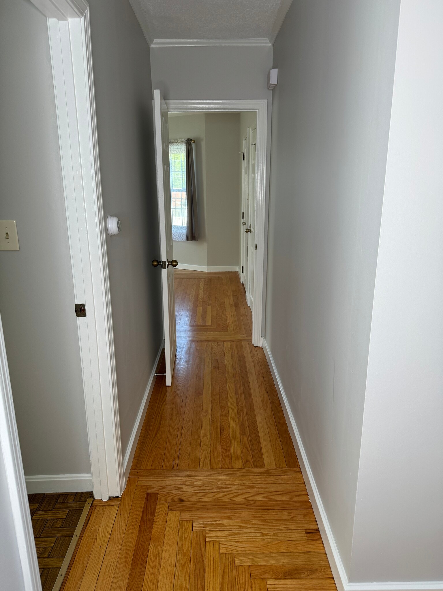 Building Photo - 53 Pettaconsett Ave