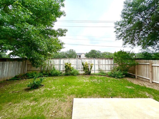 Building Photo - *MOVE IN SPECIAL* Beautiful 4-Bedroom Home Near UTSA & La Cantera! AVAILABLE NOW!
