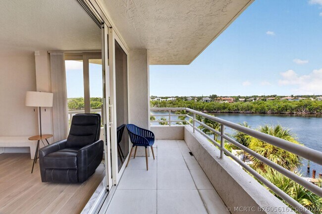 Building Photo - 4101 N Ocean Blvd