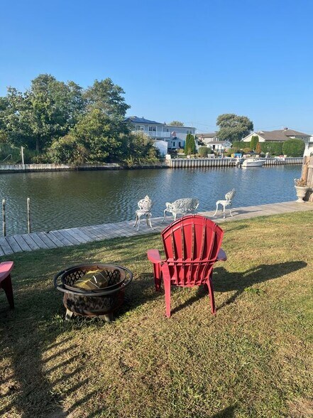 Building Photo - 15 Lyndale Ct