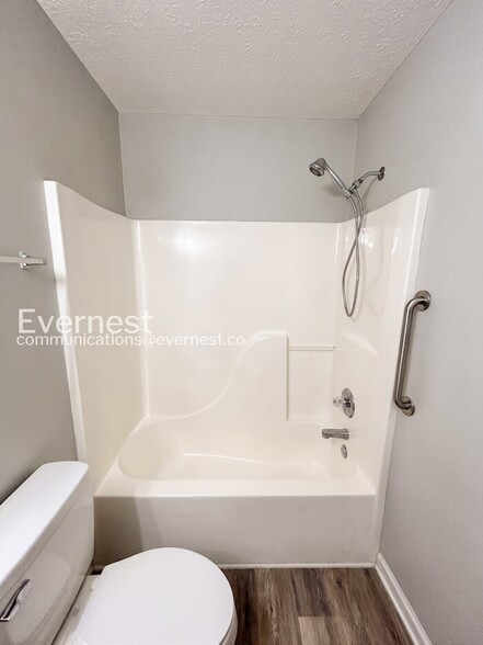 Building Photo - 209 Loch Lomand Dr