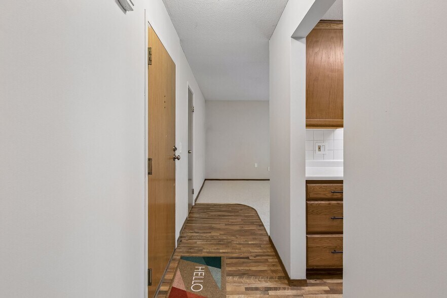 Building Photo - 12852 Nicollet Ave