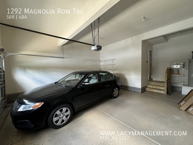 Building Photo - 1292 Magnolia Row Trail