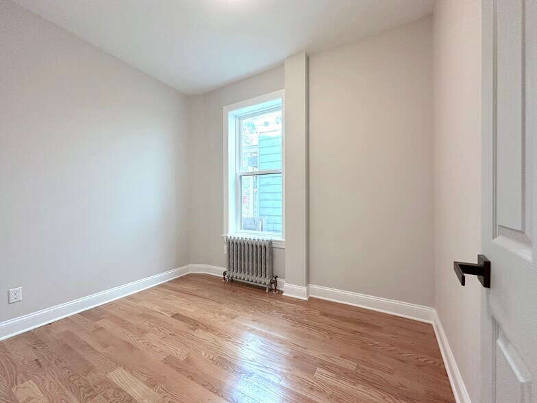 Building Photo - 55 Liberty Street Wh