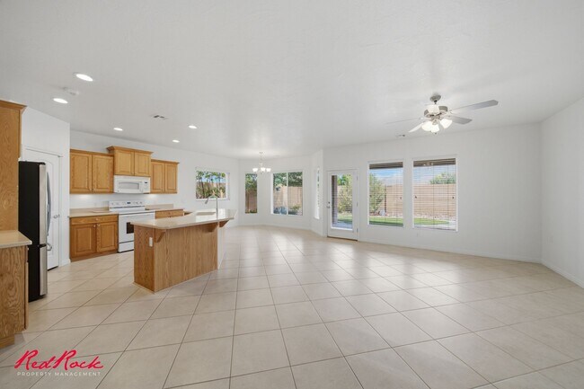 Building Photo - 1546 Morane Manor Dr