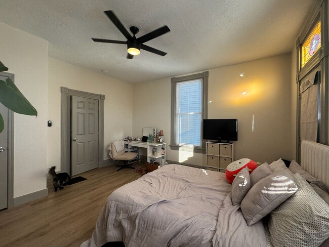 Building Photo - 308 Klotter Ave