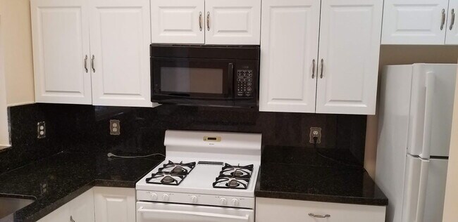 Building Photo - 9362 NW 121st St