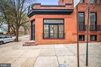 Building Photo - 1200 Bolton St