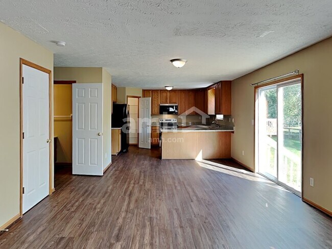 Building Photo - 55 Saddle Creek Ln