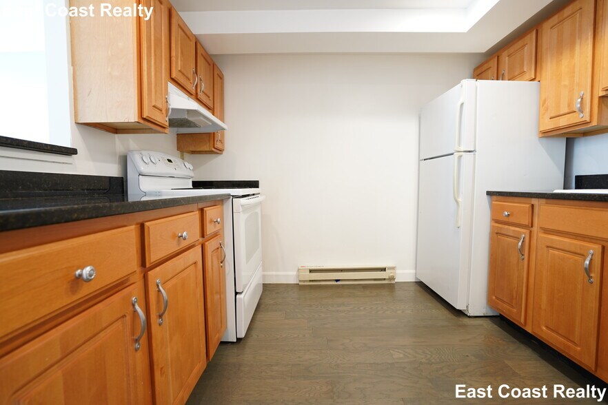 Building Photo - 109 Queensberry St