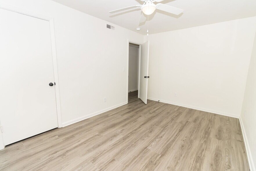 Building Photo - 513 Donaldson Rd