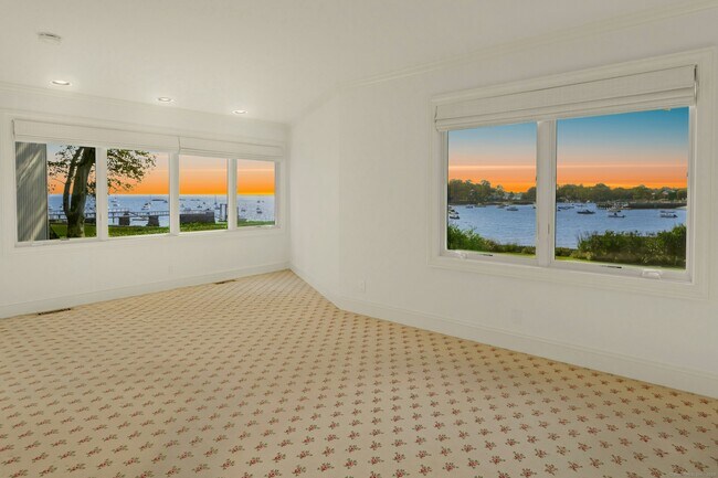 Building Photo - 155 Pear Tree Point Rd
